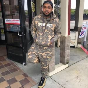 Meet your Posher, Charlie